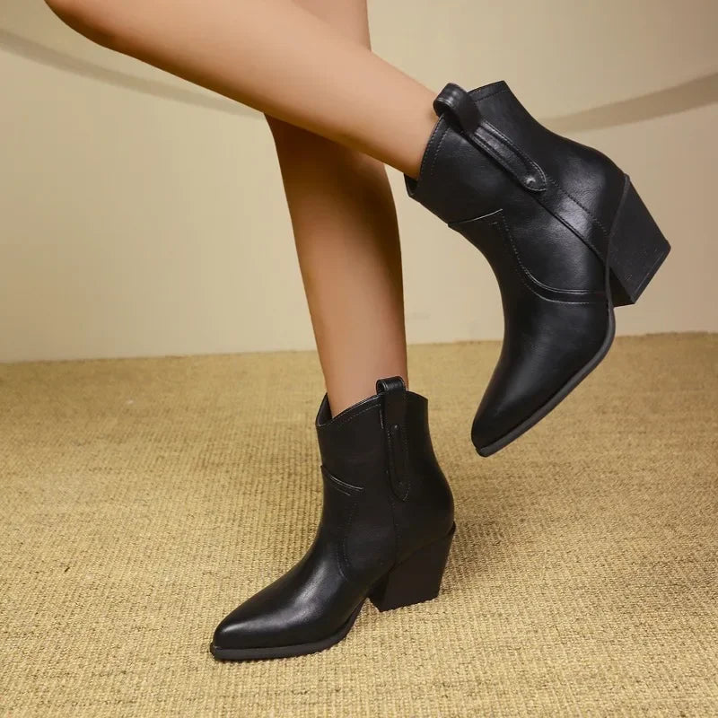 Bottines Femme en Cuir Véritable – Élégance Mature, Talon Épais Automne/Hiver